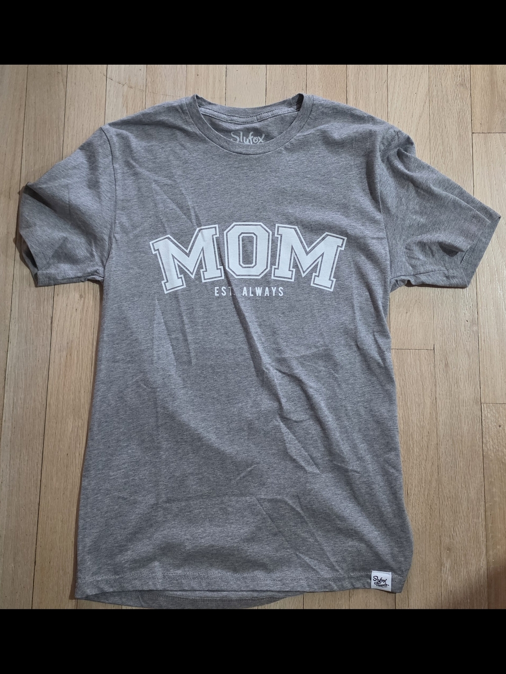 Gray MOM Graphic Short Sleeve Tee S NWOT